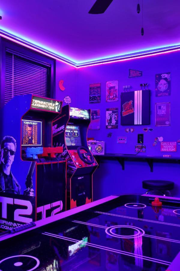 فيلا Hot Tub- 80'S Arcade- Pool Table- Historic Downtown- 7 Car Parking سانت أوغيستين المظهر الخارجي الصورة